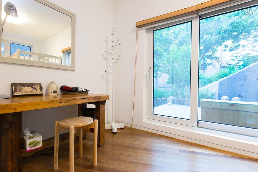 Guesthouse The Kims Seoul Værelse billede